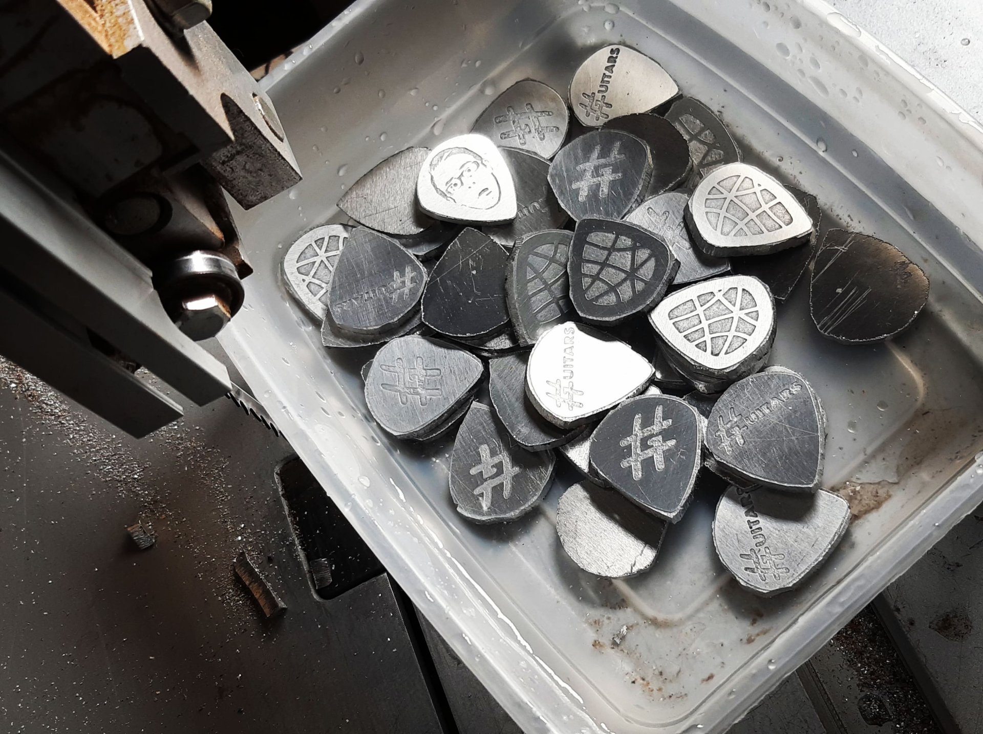 מפרטים מאלומיניום